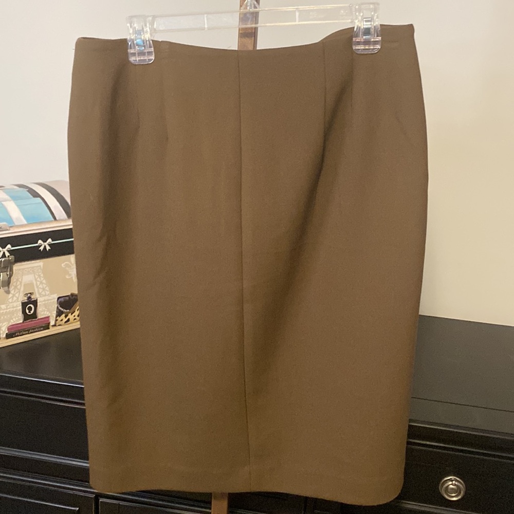 Ann Taylor Olive Skirt - Picture 6 of 13
